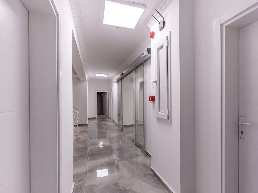 dd8771d8-d84e-4a9f-a18f-954827d9bf34