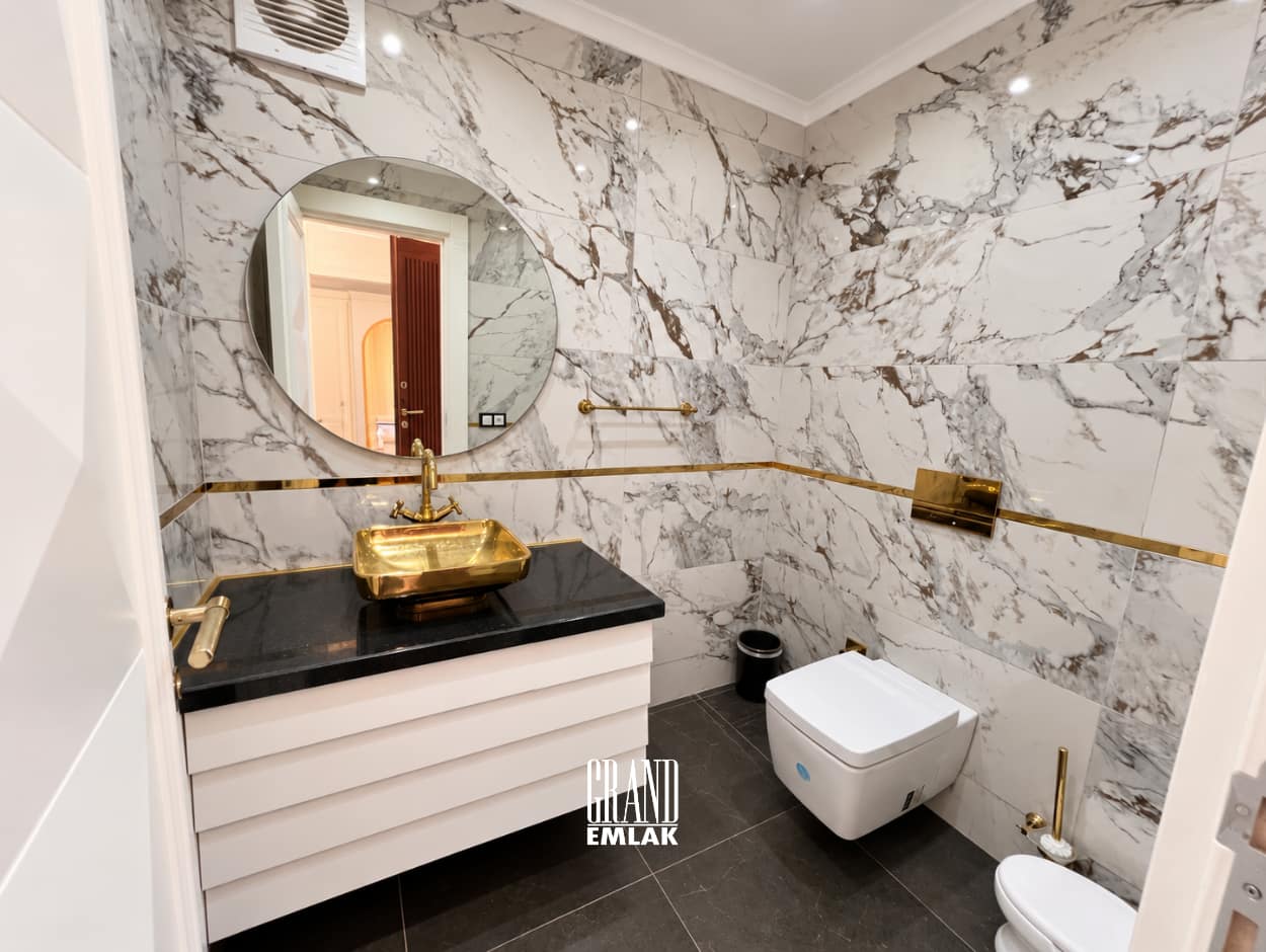 ANTALYA KEMER ARSLANBUCAK’TA 1.000 M² ÖZEL BAHÇELİ, HAVUZLU, SPA VE WELLNESS ALANLARINA SAHİP 5+1 MÜSTAKİL LÜKS VİLLA 1 (2)