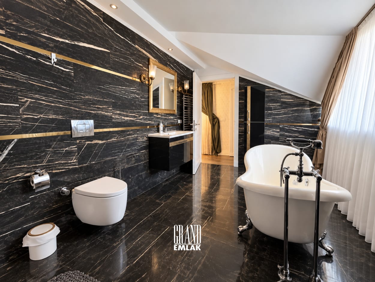 ANTALYA KEMER ARSLANBUCAK’TA 1.000 M² ÖZEL BAHÇELİ, HAVUZLU, SPA VE WELLNESS ALANLARINA SAHİP 5+1 MÜSTAKİL LÜKS VİLLA 1 (24)