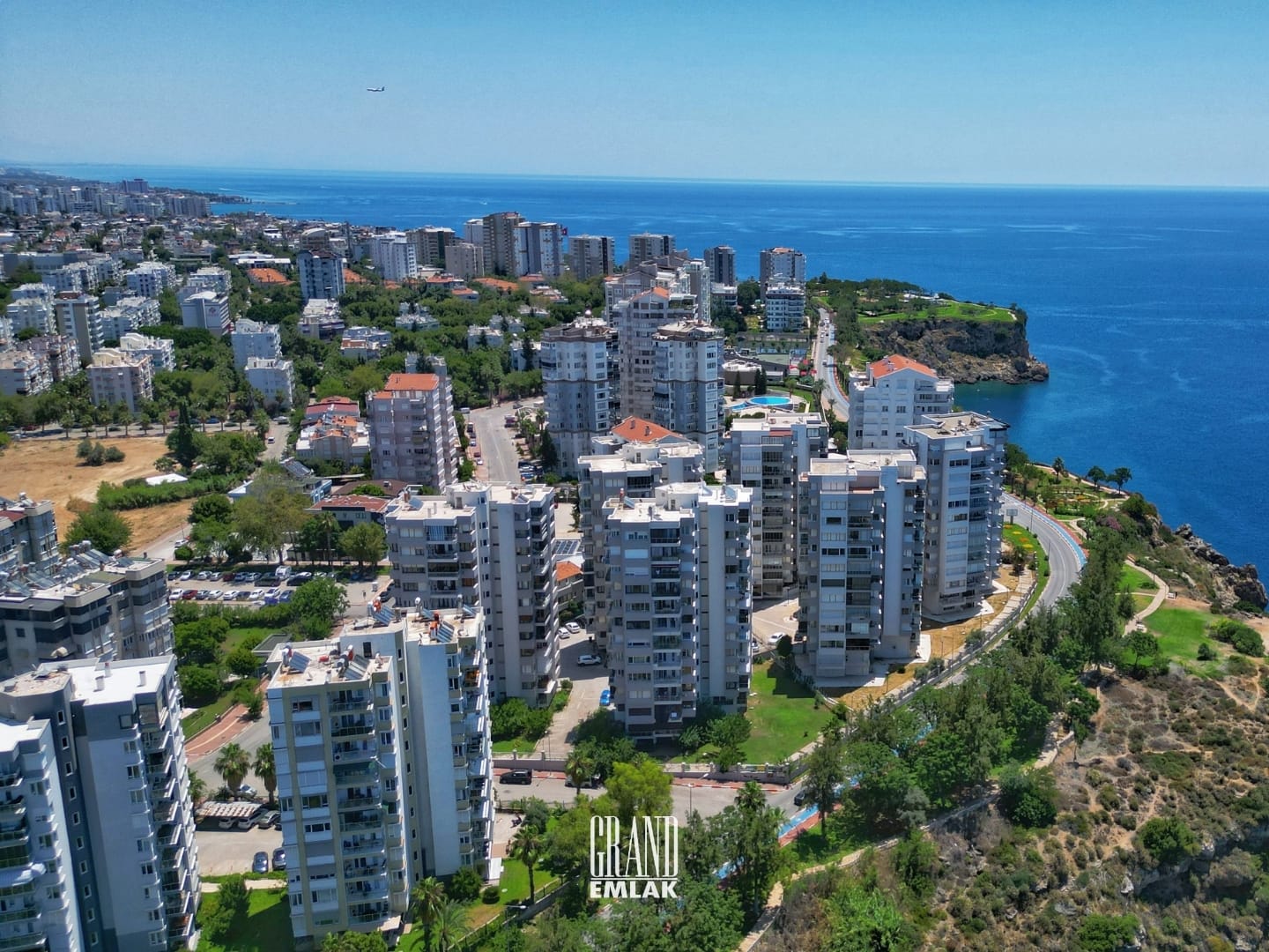 HACI GEBİZLER LARA FENER DE DENİZ MANZARALI İÇİ LÜKS YAPILI SATILIK DAİRE (1)