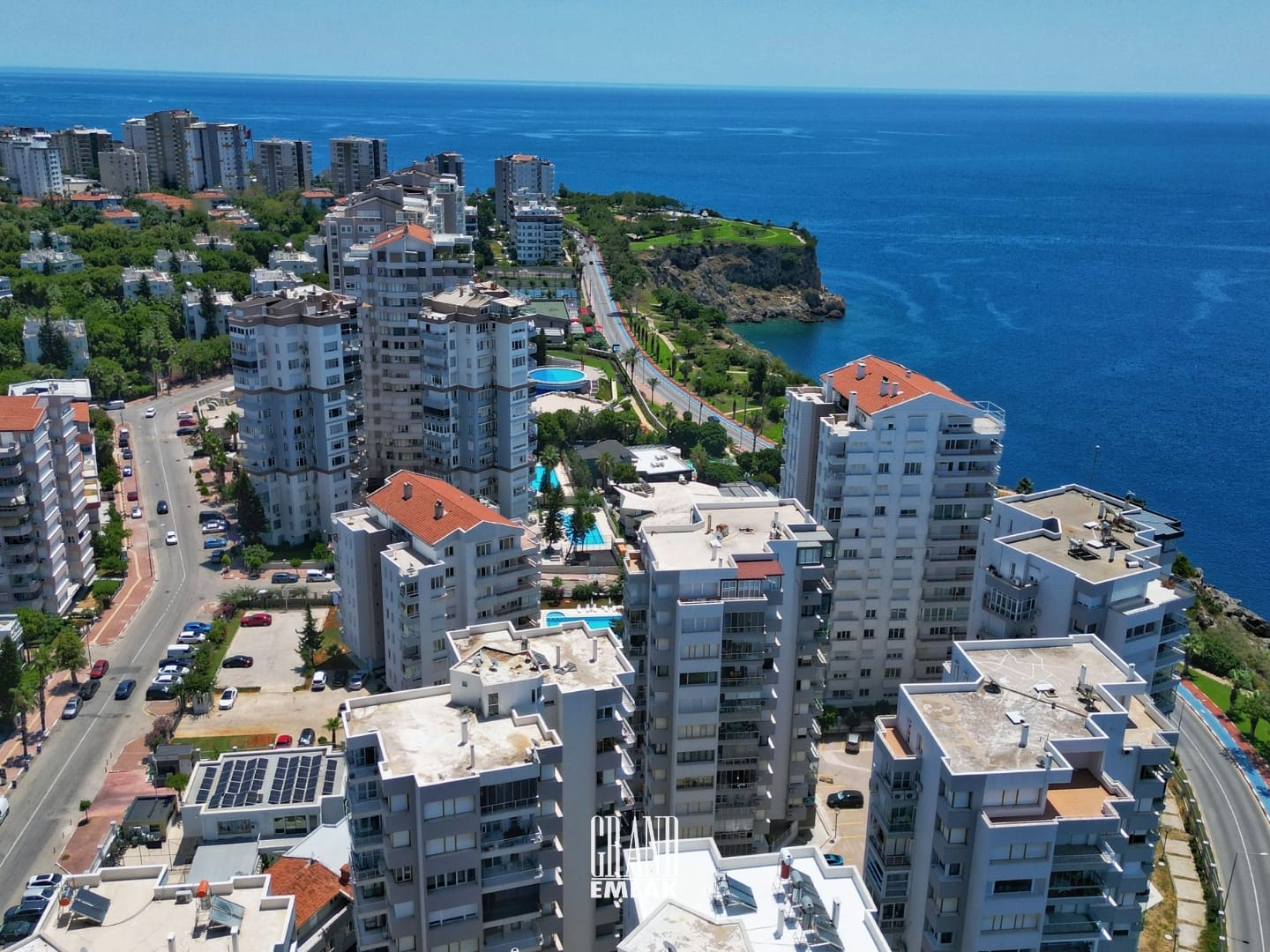 HACI GEBİZLER LARA FENER DE DENİZ MANZARALI İÇİ LÜKS YAPILI SATILIK DAİRE (2)
