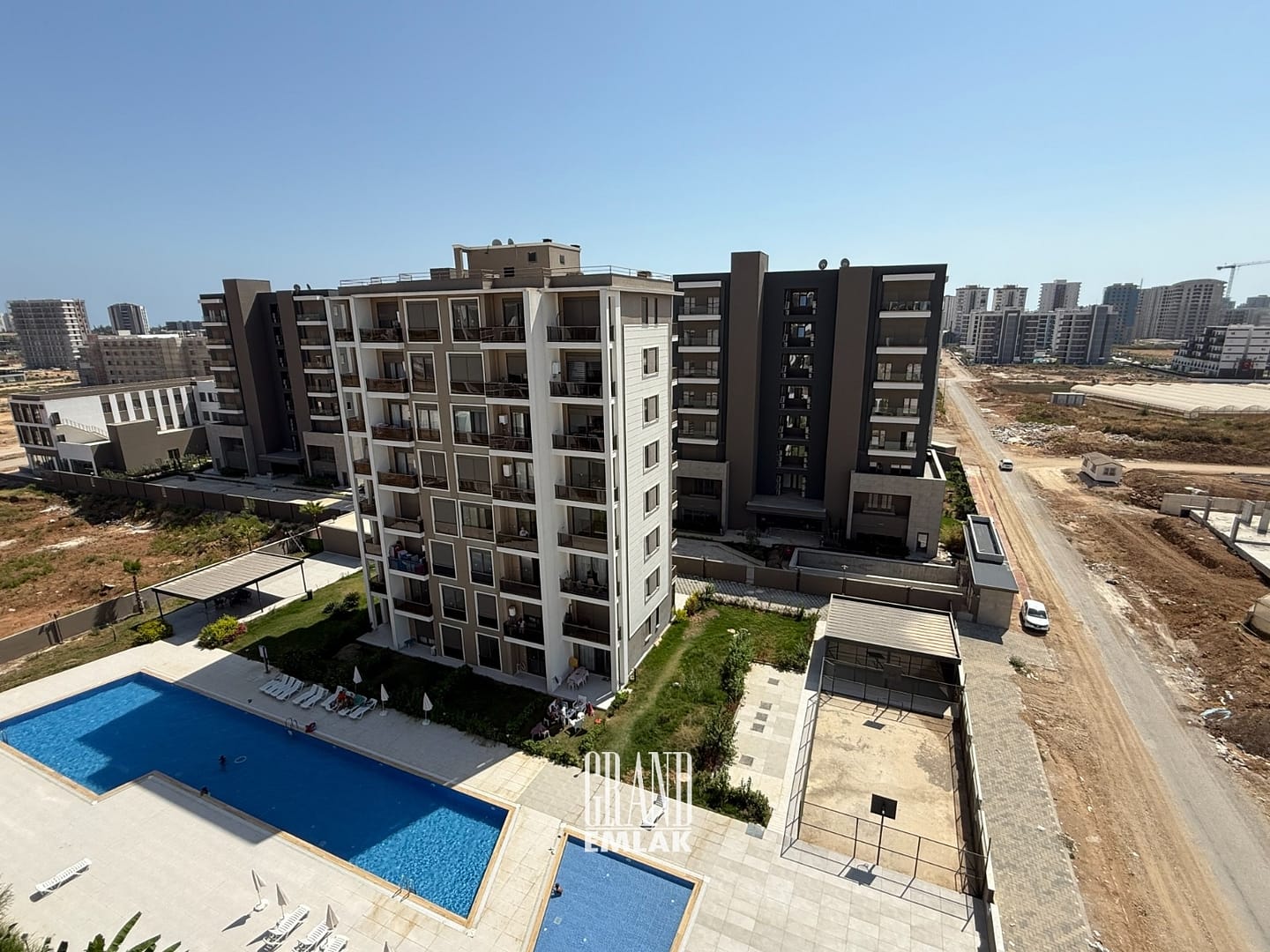 Altıntaş The Viola Sitesi’nde Satılık 2+1 Daire (1)