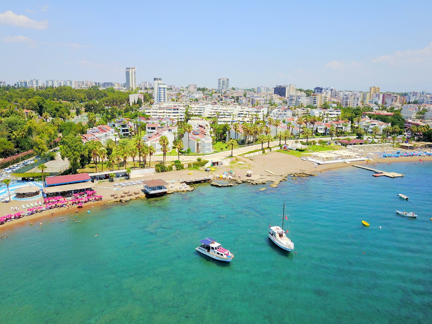 Antalya Martılı Sitesi Satılık 4+1 villa denize sıfır seafront villa for sale in Antala Вилла возле моря в Анталии (14)