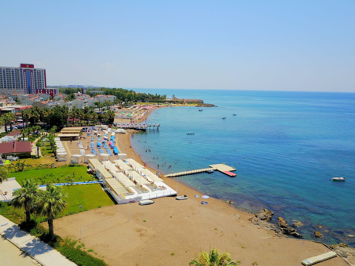Antalya Martılı Sitesi Satılık 4+1 villa denize sıfır seafront villa for sale in Antala Вилла возле моря в Анталии (9)