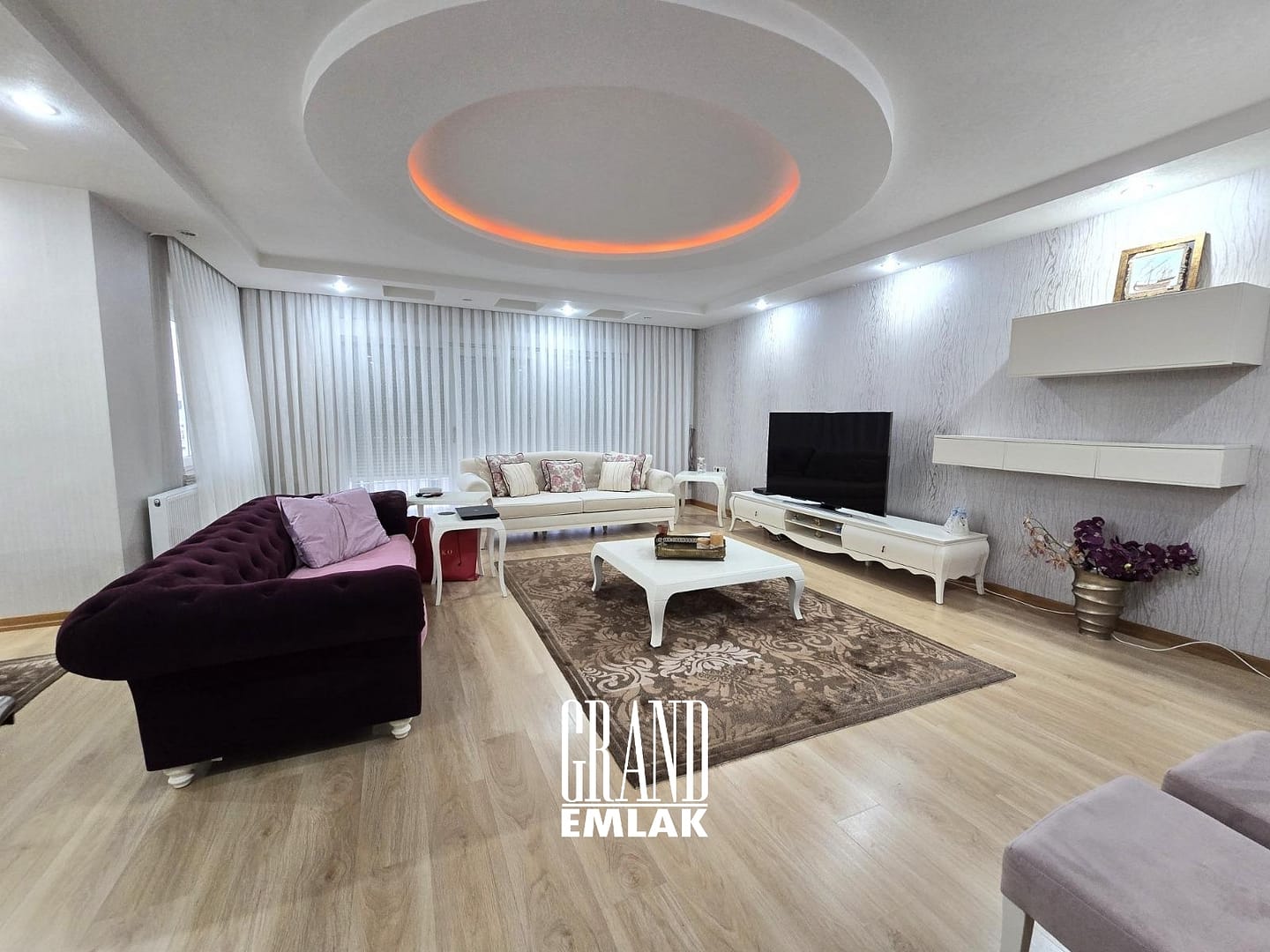 Çağlayan Mah. Özellikli Sitede Satılık Arakat 3+1 Daire (10)