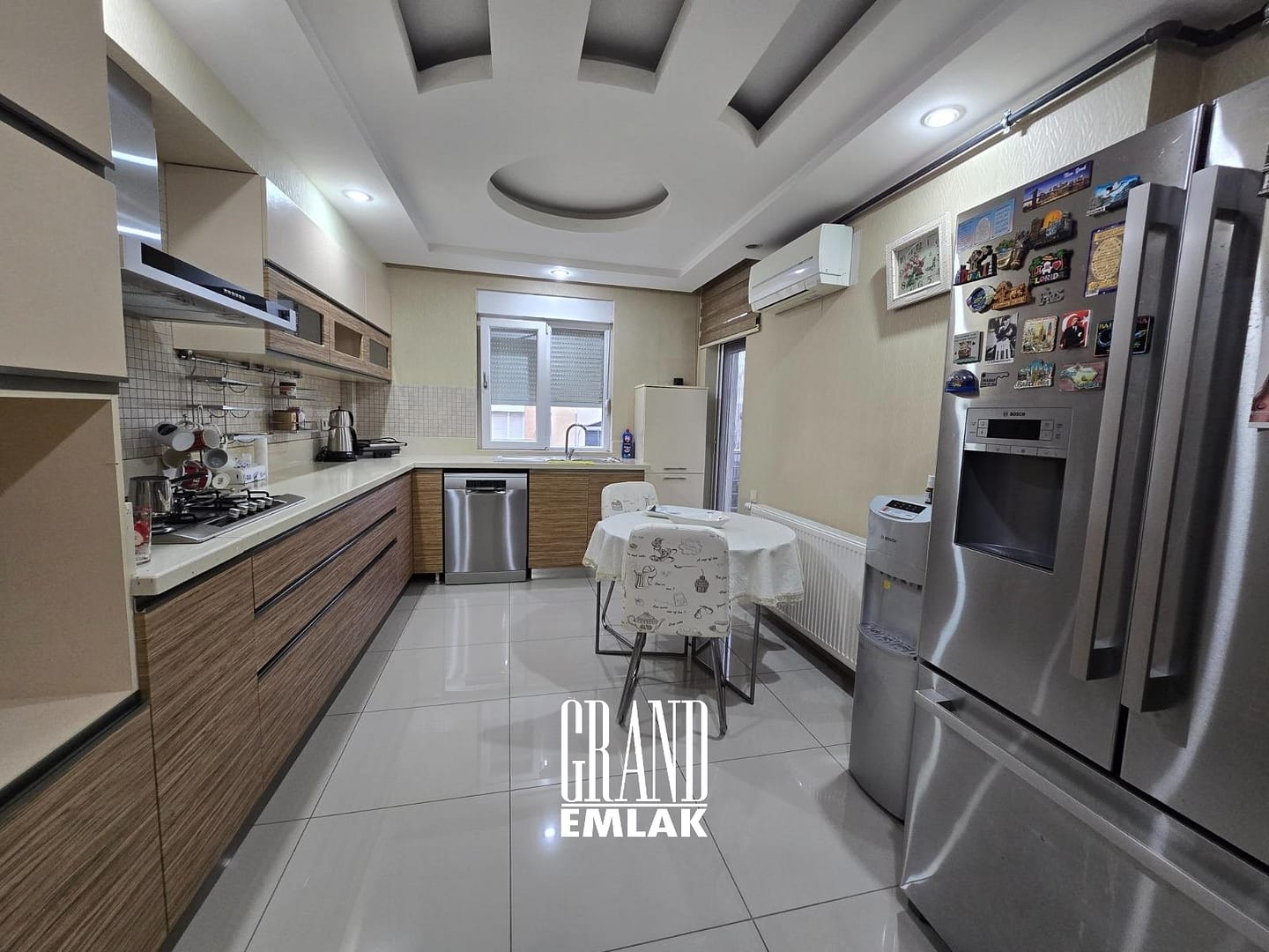 Çağlayan Mah. Özellikli Sitede Satılık Arakat 3+1 Daire (17)
