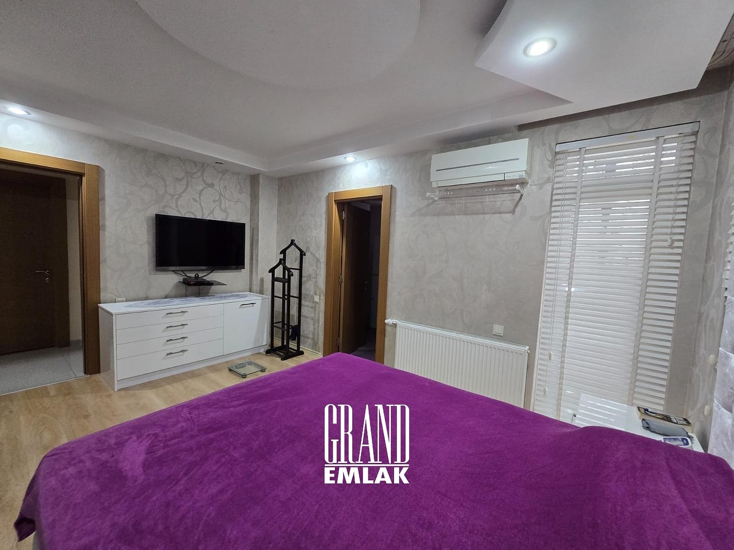 Çağlayan Mah. Özellikli Sitede Satılık Arakat 3+1 Daire (30)