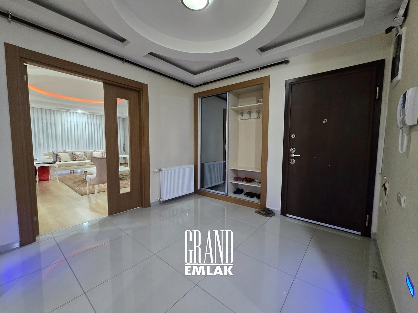 Çağlayan Mah. Özellikli Sitede Satılık Arakat 3+1 Daire (7)