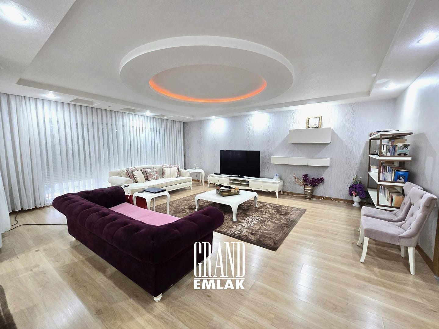 Çağlayan Mah. Özellikli Sitede Satılık Arakat 3+1 Daire (9)