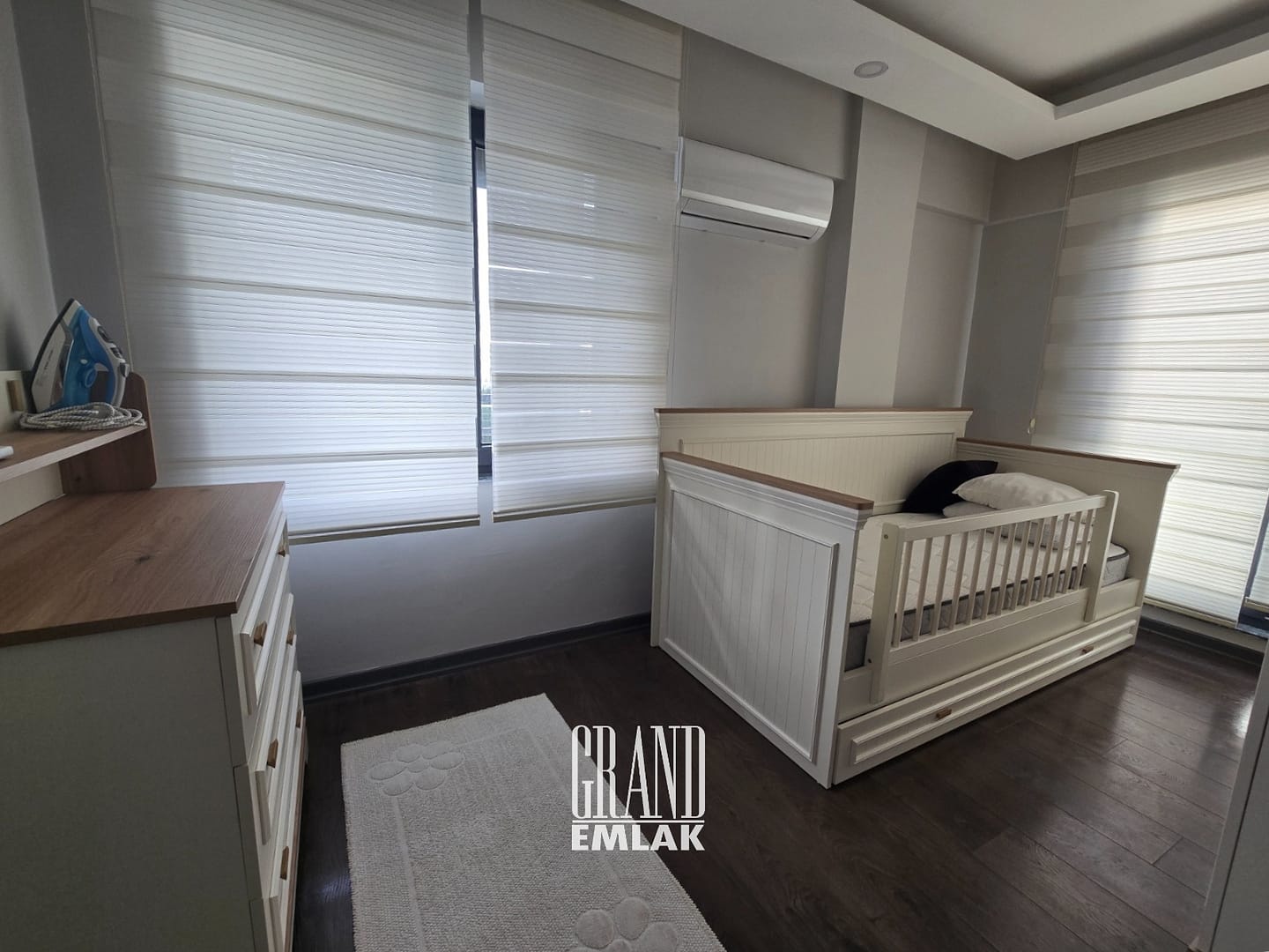 GÜZELBAĞ SEVAL SİT. MİMARİ TASARIMLI EŞYALI KİRALIK 4+1 VİLLA (16)