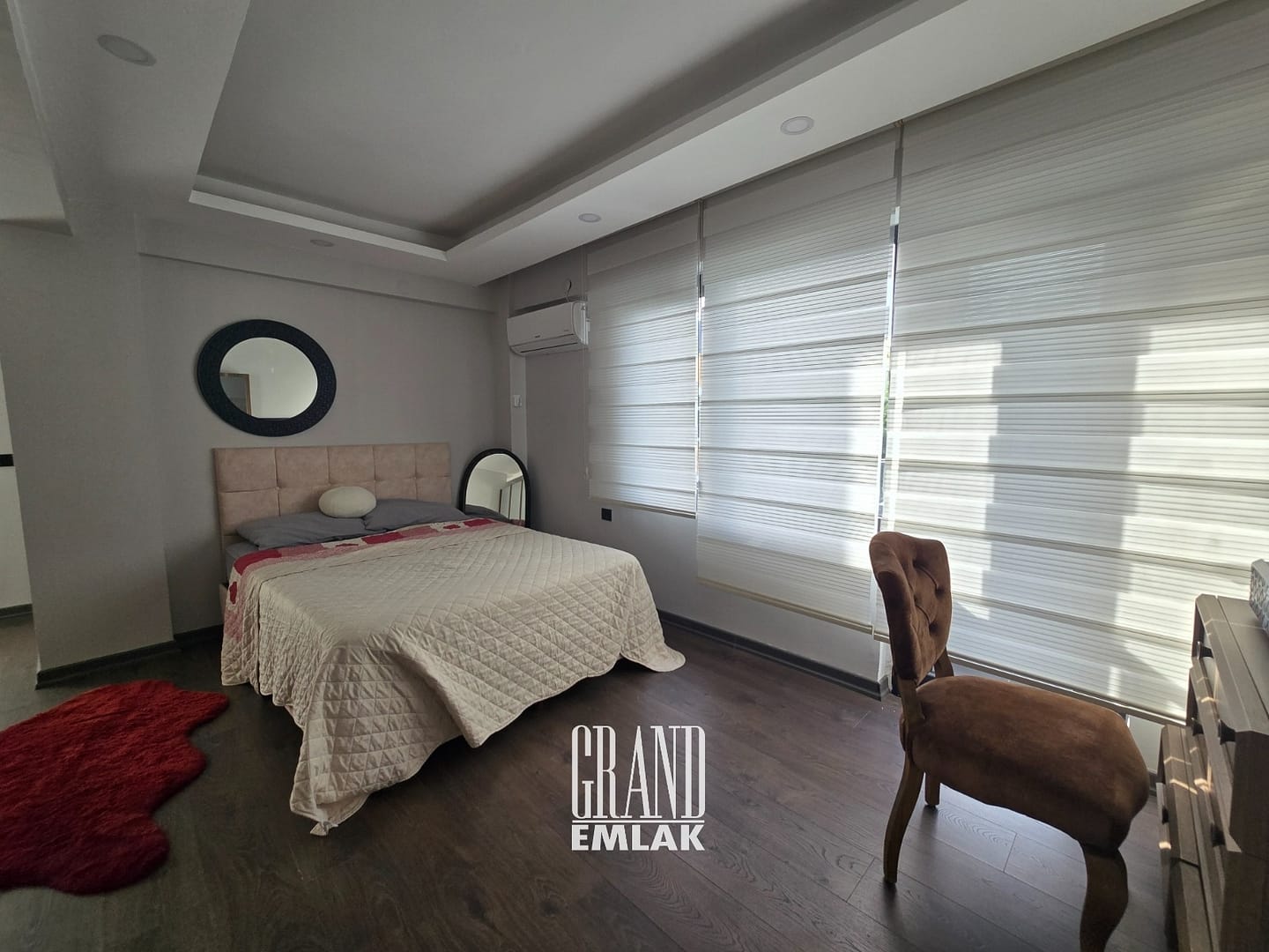 GÜZELBAĞ SEVAL SİT. MİMARİ TASARIMLI EŞYALI KİRALIK 4+1 VİLLA (18)