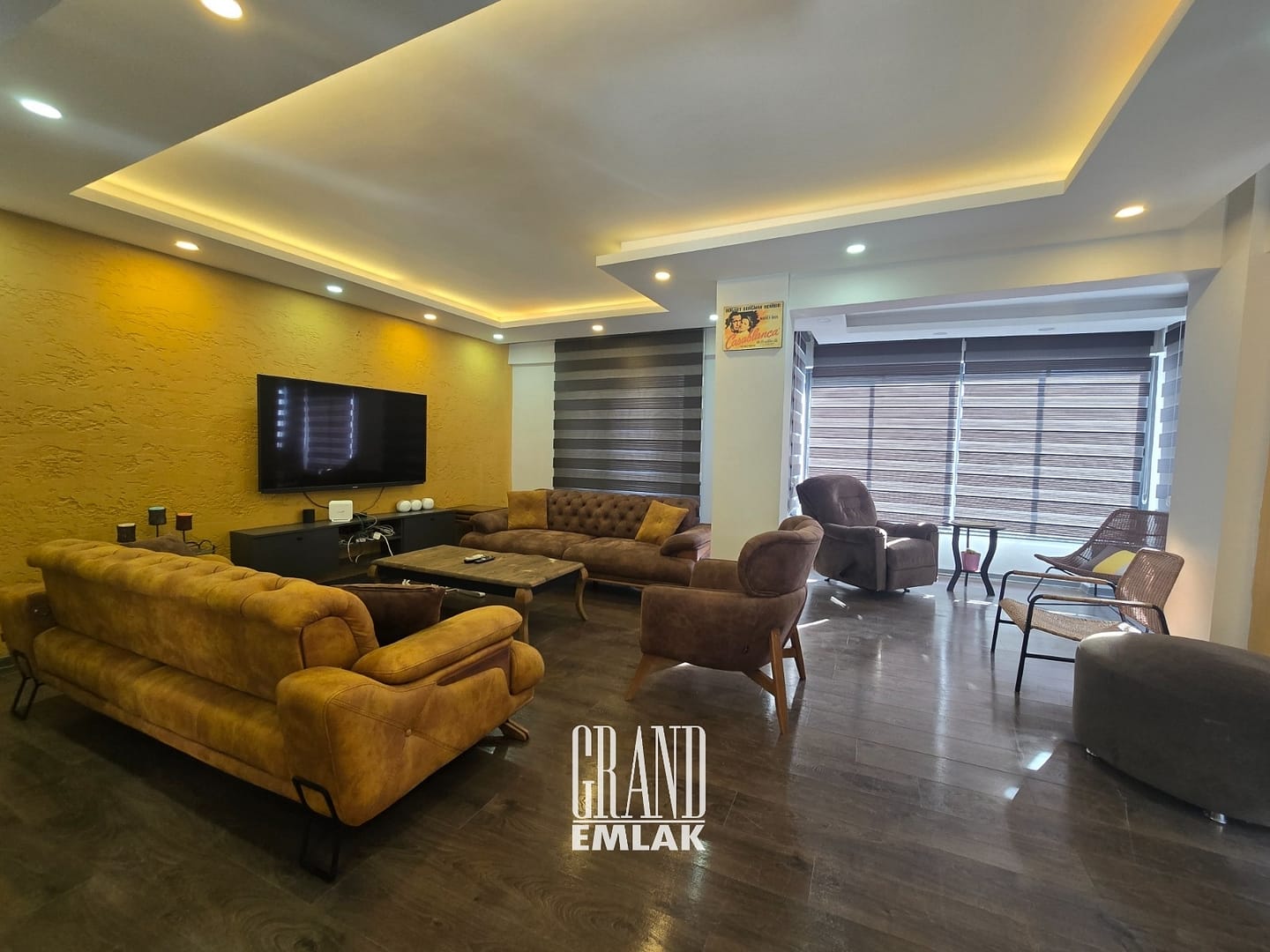 GÜZELBAĞ SEVAL SİT. MİMARİ TASARIMLI EŞYALI KİRALIK 4+1 VİLLA (2)