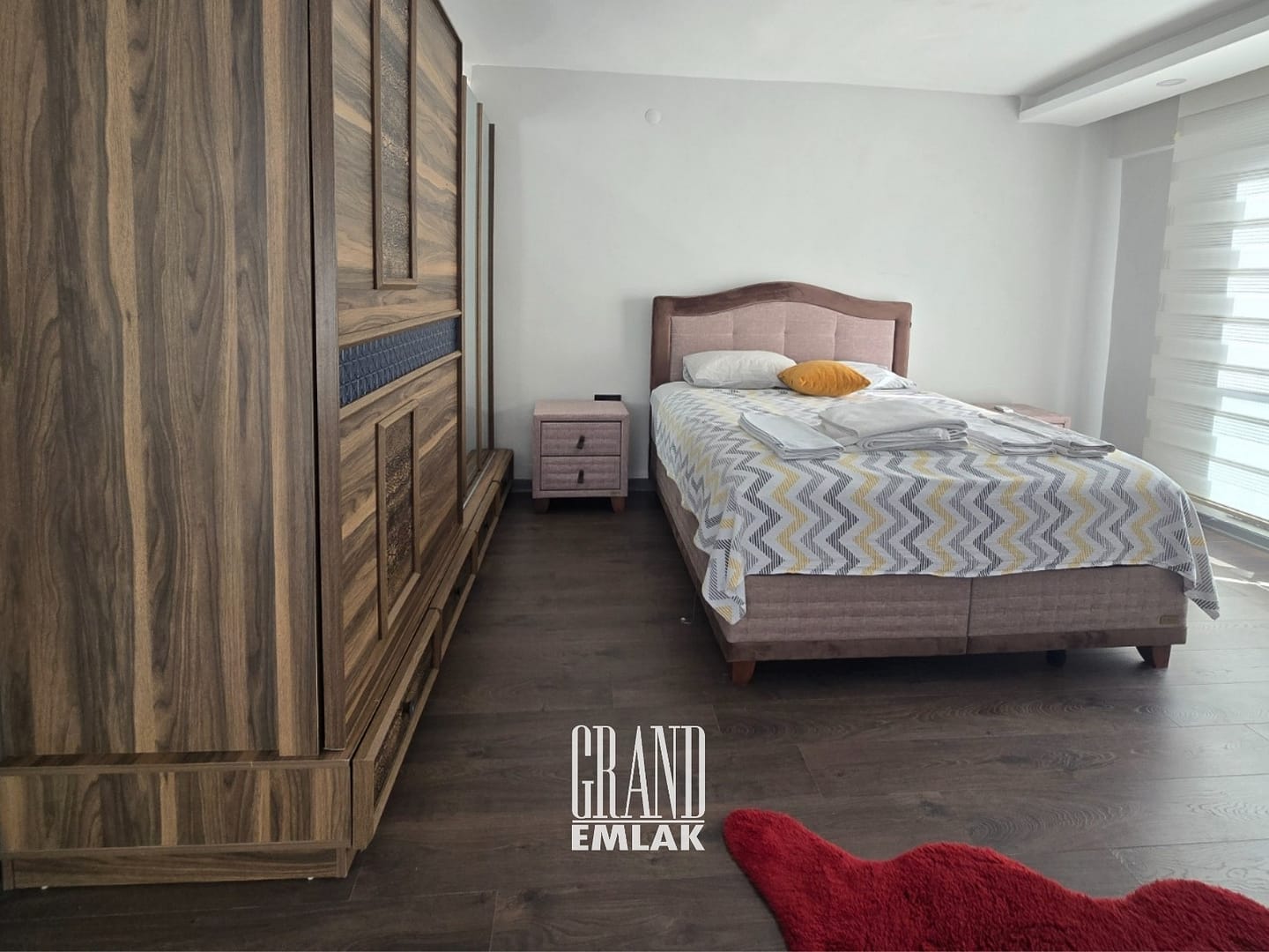 GÜZELBAĞ SEVAL SİT. MİMARİ TASARIMLI EŞYALI KİRALIK 4+1 VİLLA (21)