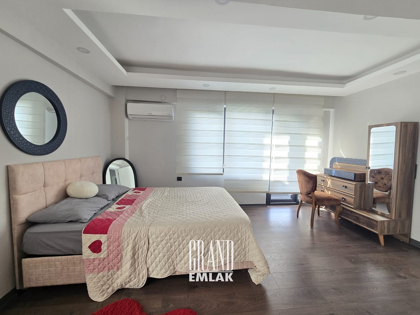 GÜZELBAĞ SEVAL SİT. MİMARİ TASARIMLI EŞYALI KİRALIK 4+1 VİLLA (22)
