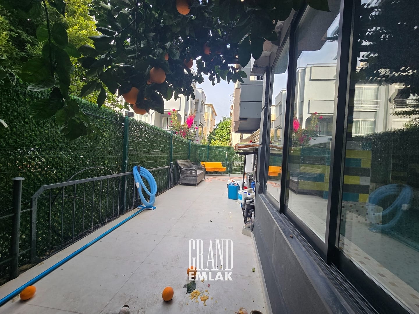 GÜZELBAĞ SEVAL SİT. MİMARİ TASARIMLI EŞYALI KİRALIK 4+1 VİLLA (39)