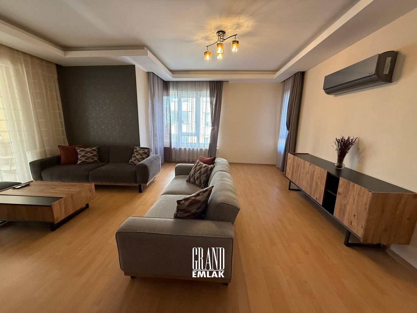 Özpınarlar’dan Lavinya Sitesinde Geniş 3+1 Satılık Eşyalı Daire (14)