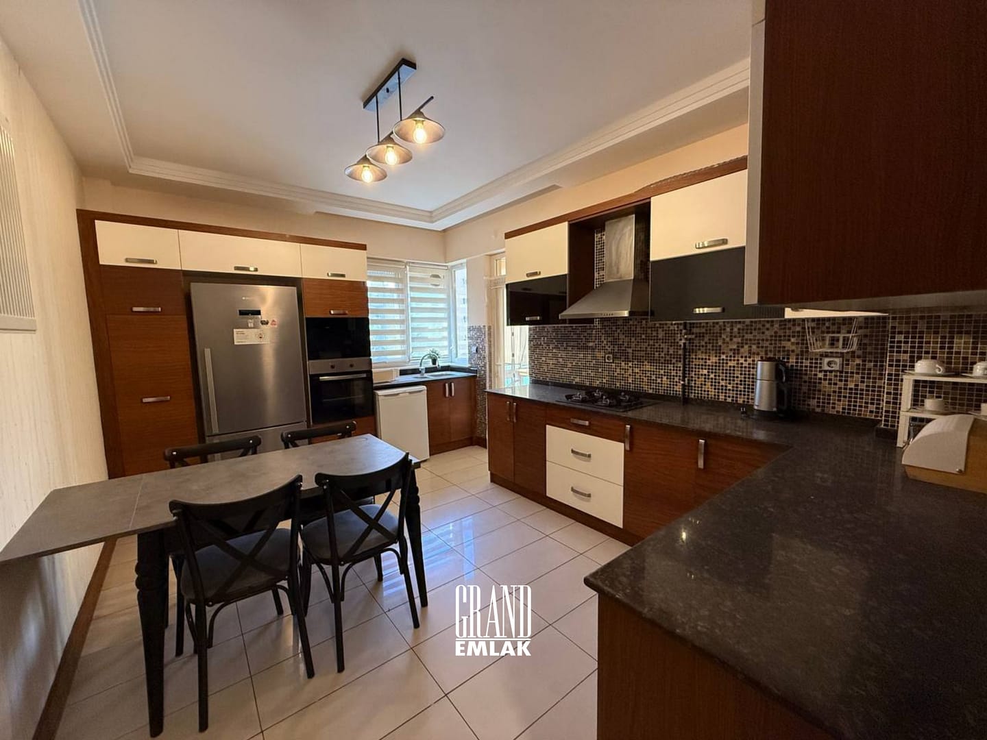 Özpınarlar’dan Lavinya Sitesinde Geniş 3+1 Satılık Eşyalı Daire (19)