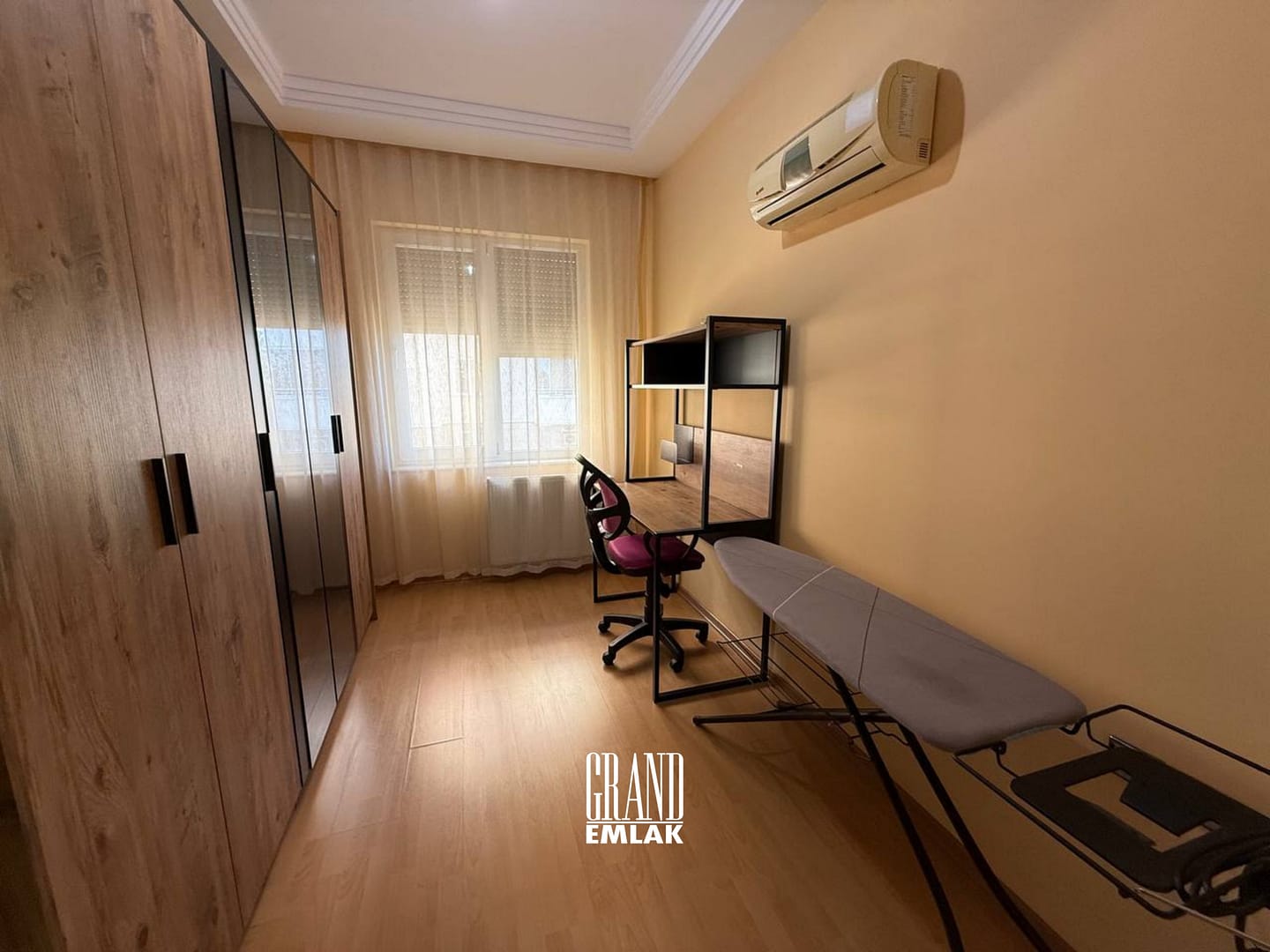 Özpınarlar’dan Lavinya Sitesinde Geniş 3+1 Satılık Eşyalı Daire (22)