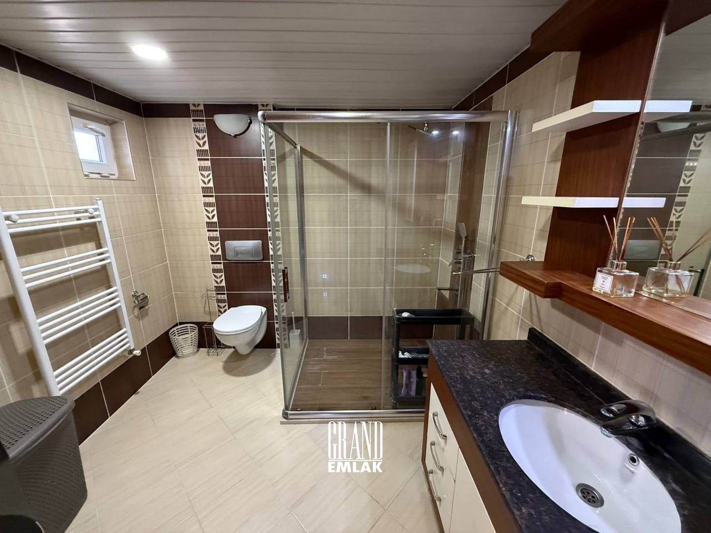 Özpınarlar’dan Lavinya Sitesinde Geniş 3+1 Satılık Eşyalı Daire (34)