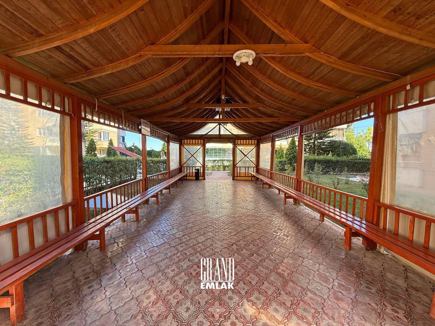 Özpınarlar’dan Lavinya Sitesinde Geniş 3+1 Satılık Eşyalı Daire (6)