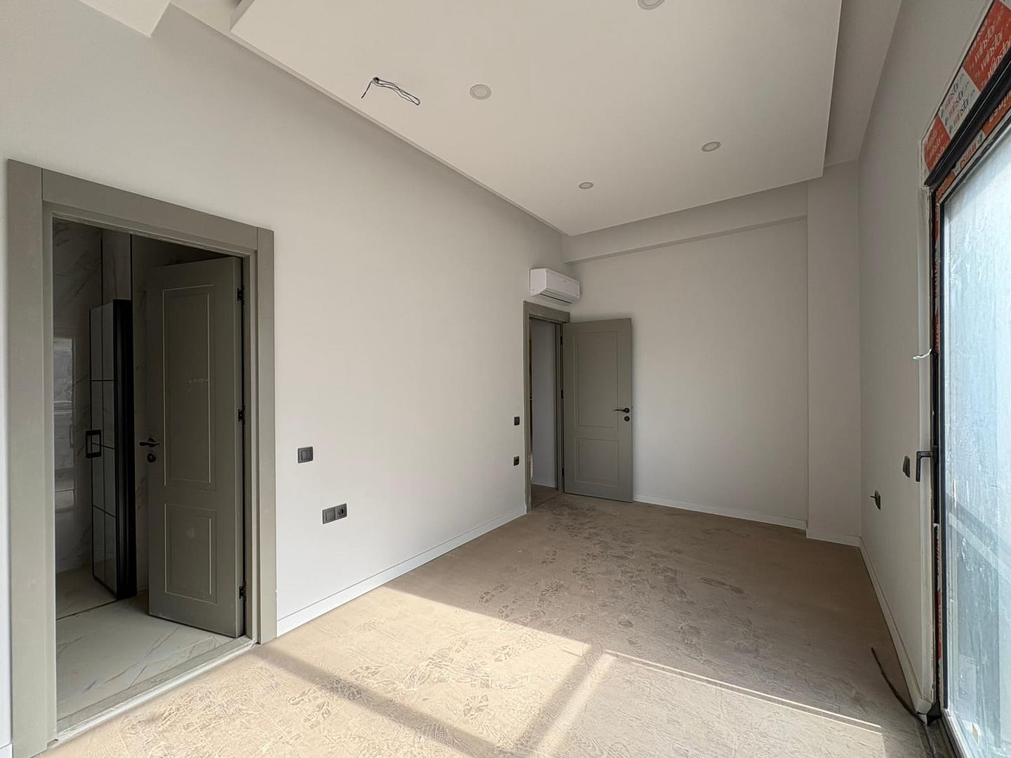 WhatsApp Image 2026-02-09 at 12.15.30