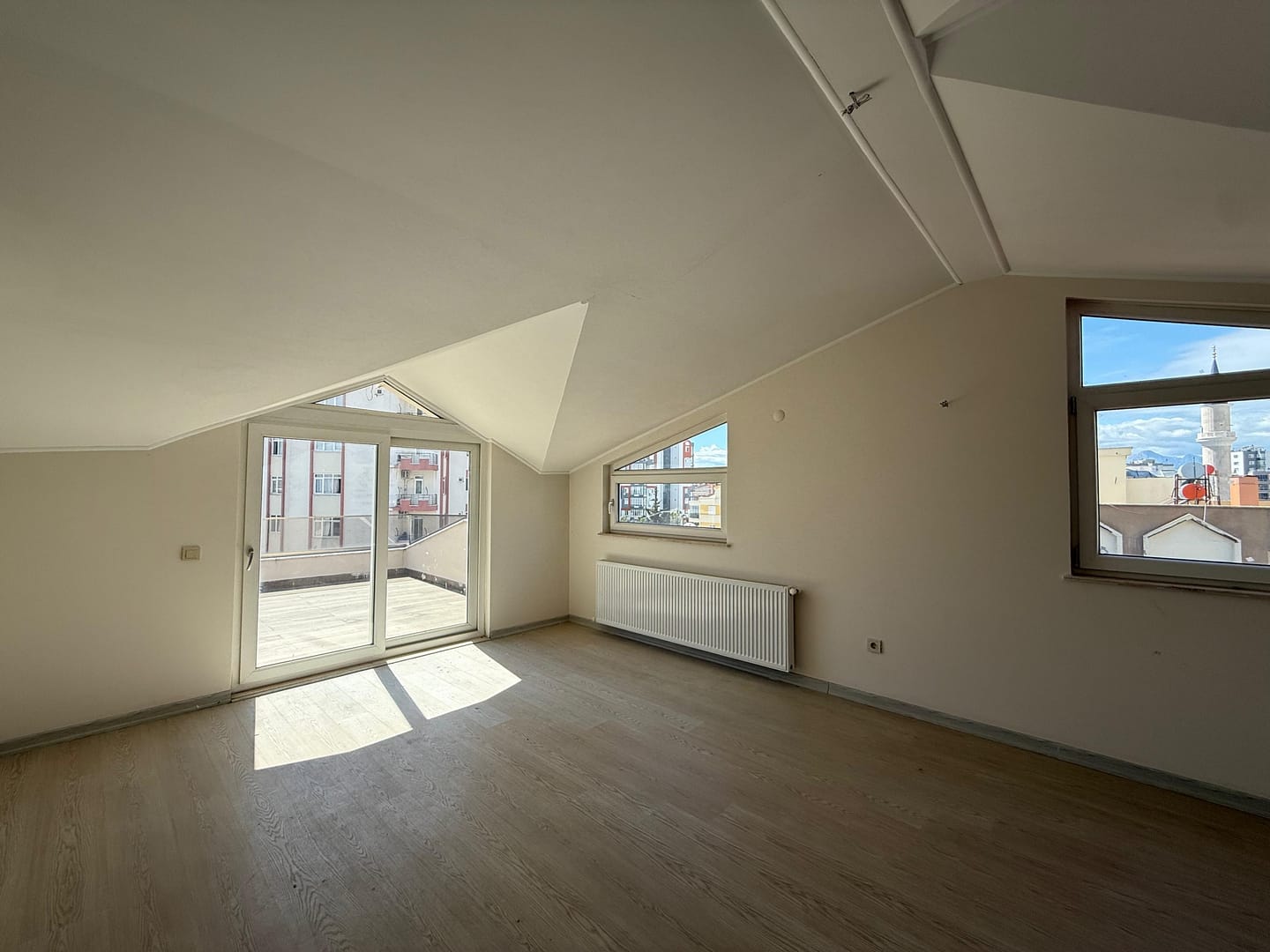 WhatsApp Image 2026-03-25 at 16.14.55 (2)