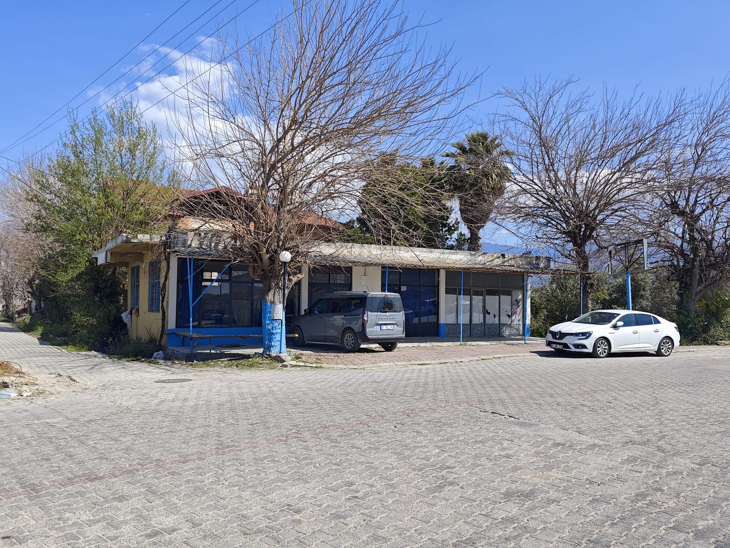 Kaş Ova Merkez’de Ana Yola Yakın, Ticari Kullanıma Uygun Satılık 3465 m2 Değerli Arazi (2)