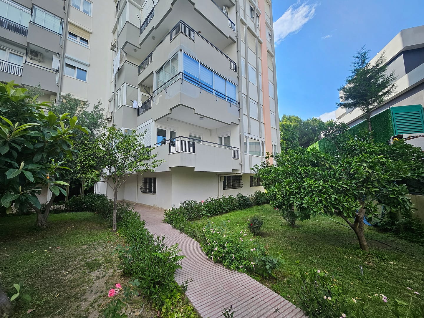 1001779992