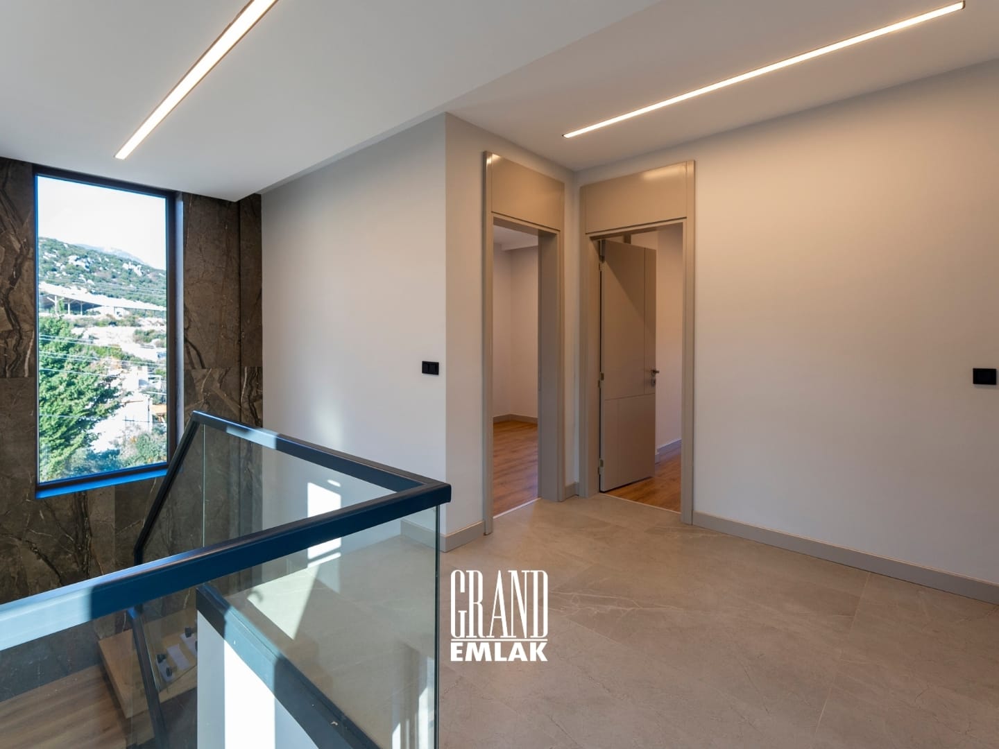 Antalya Geyikbayırı’nda Lüks 3+1 Antalya Manzaralı Satılık Villa (15)