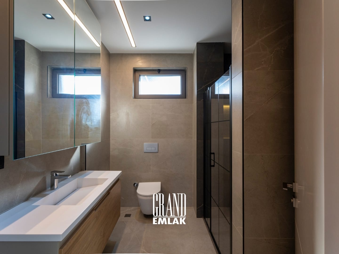 Antalya Geyikbayırı’nda Lüks 3+1 Antalya Manzaralı Satılık Villa (16)