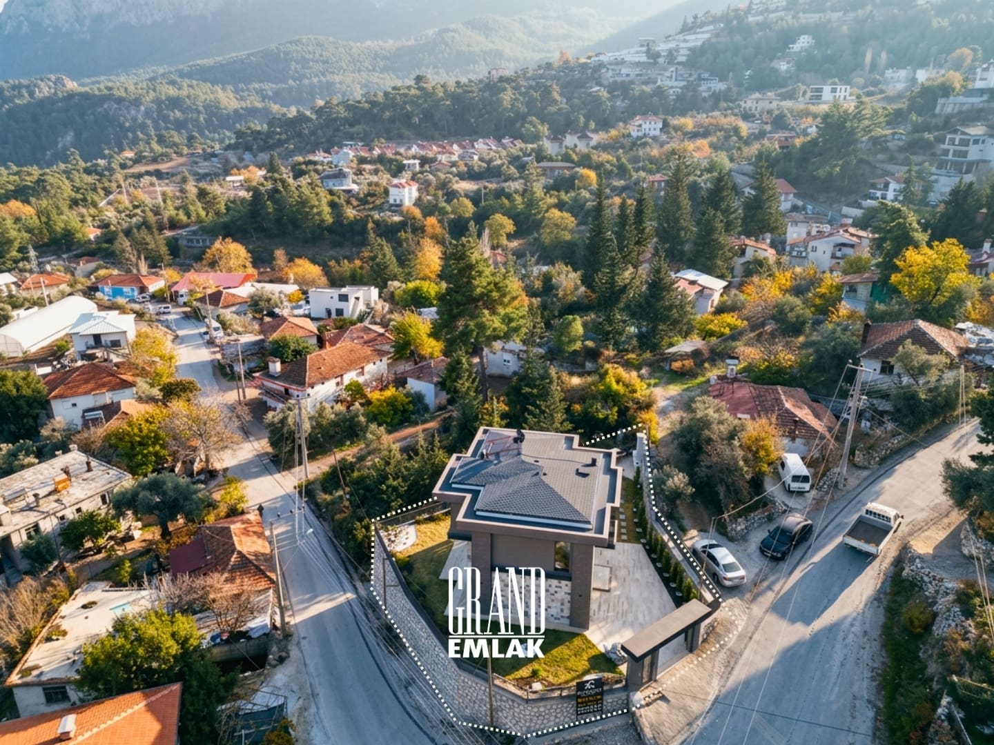 Antalya Geyikbayırı’nda Lüks 3+1 Antalya Manzaralı Satılık Villa (2)
