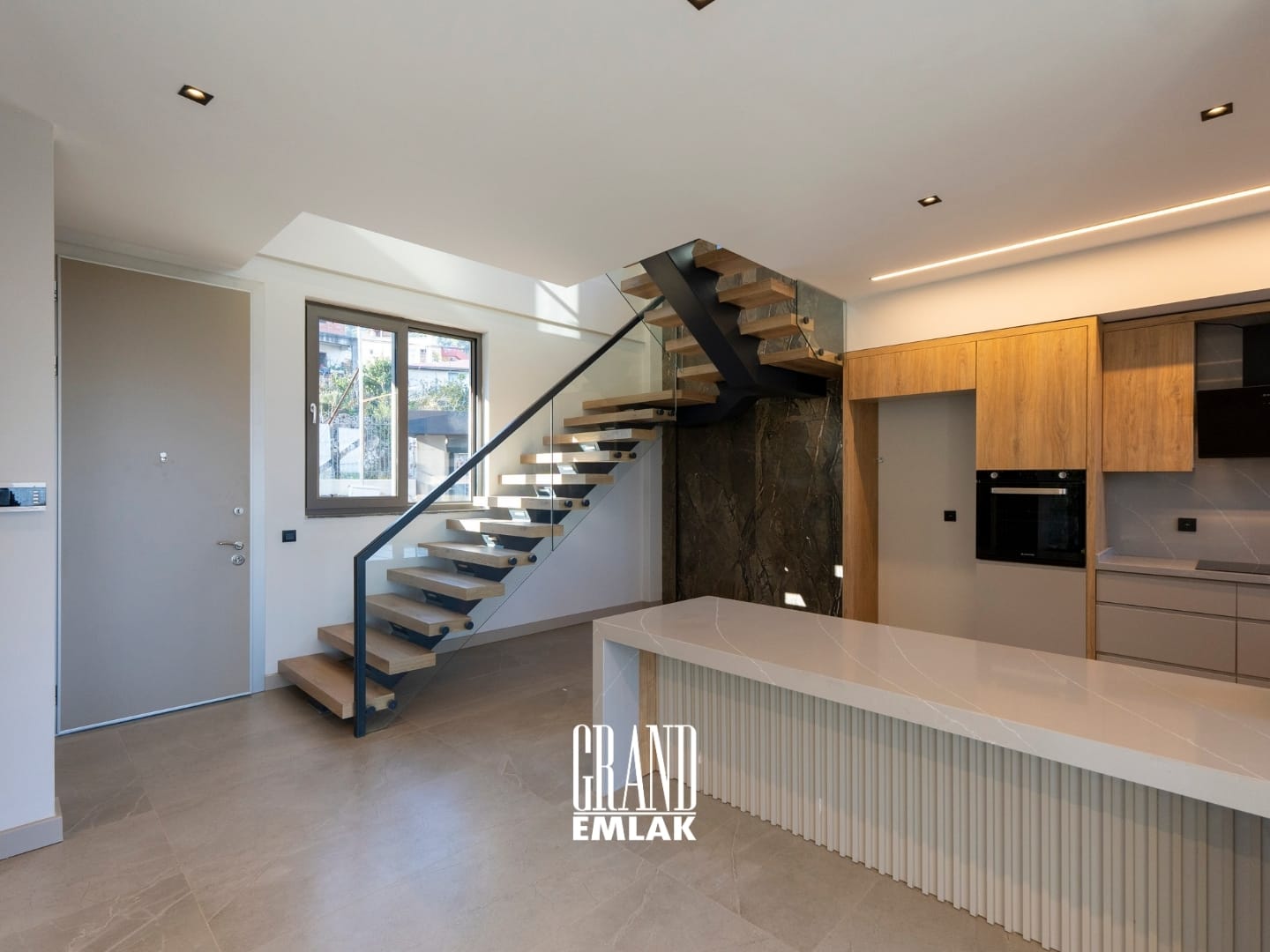 Antalya Geyikbayırı’nda Lüks 3+1 Antalya Manzaralı Satılık Villa (40)