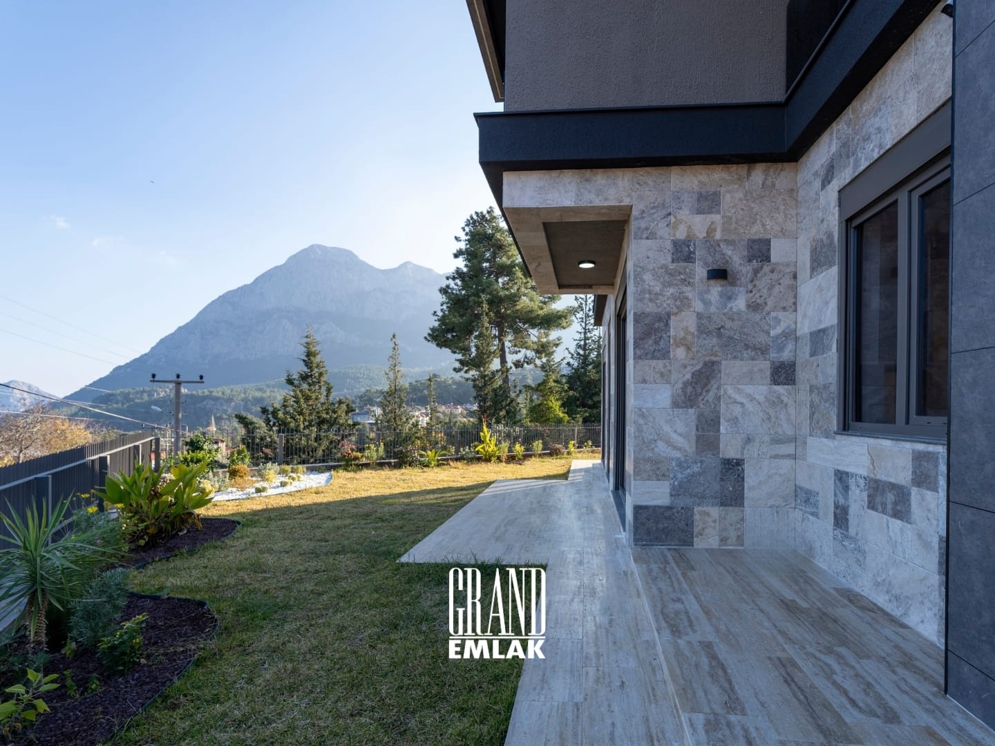 Antalya Geyikbayırı’nda Lüks 3+1 Antalya Manzaralı Satılık Villa (47)