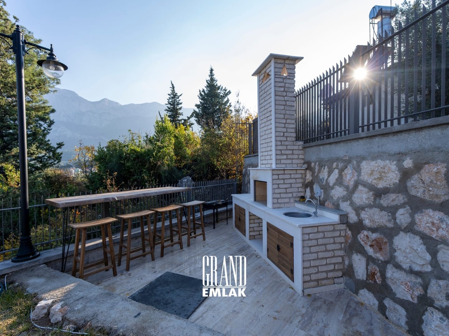 Antalya Geyikbayırı’nda Lüks 3+1 Antalya Manzaralı Satılık Villa (49)