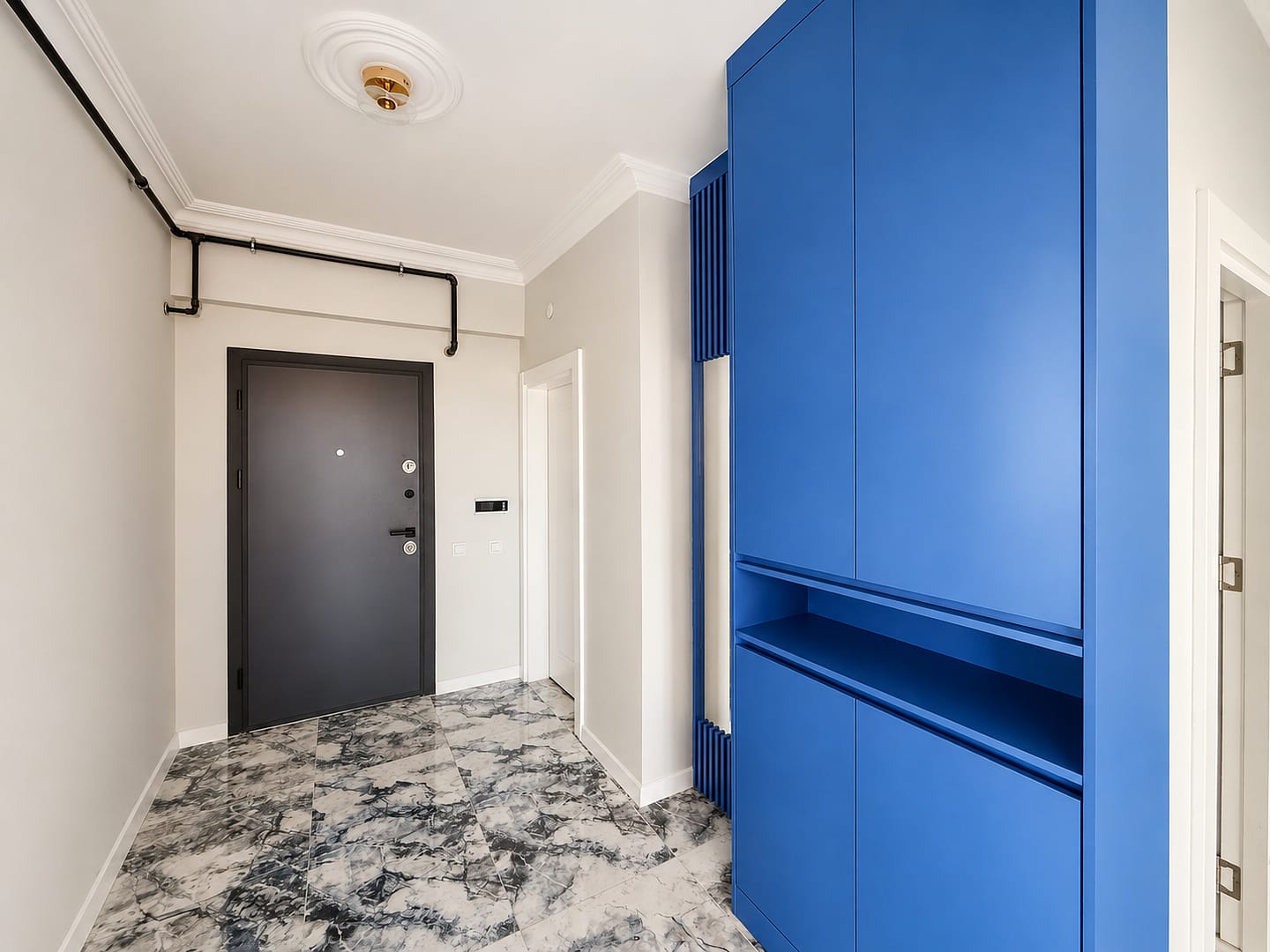 Takasa Açık, Denize Yakın Satılık 4+1 Ferah Tadilatlı Eşyalı Daire Güzeloba, Antalya 1 (5)
