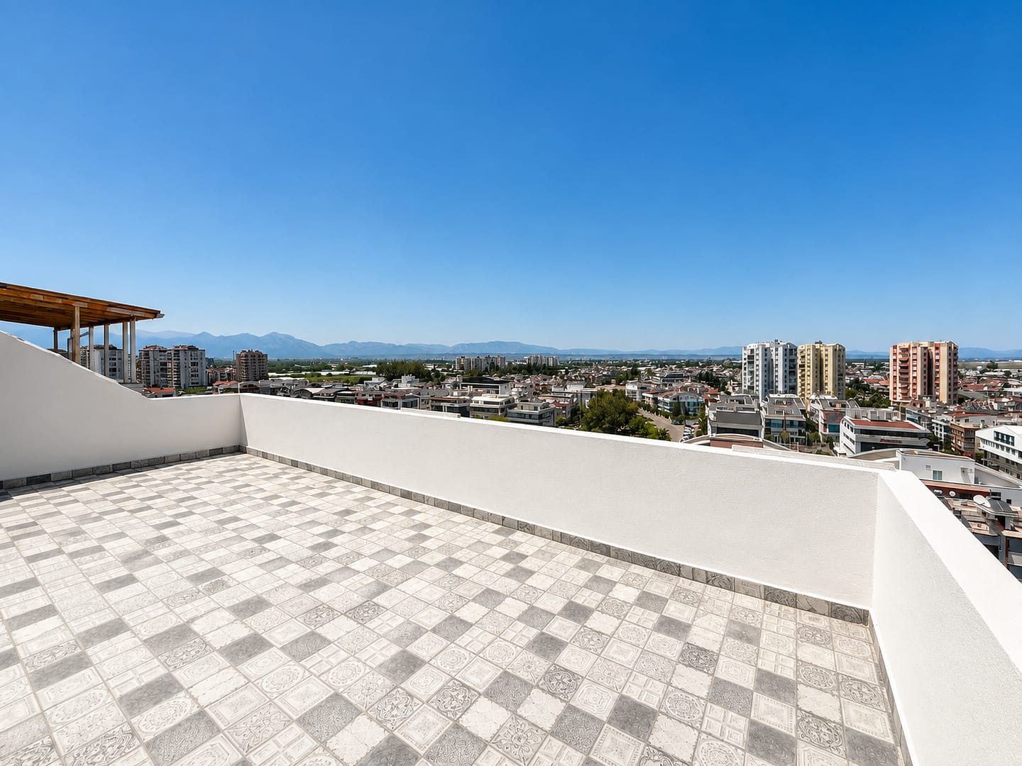 Takasa Açık, Denize Yakın Satılık 4+1 Ferah Tadilatlı Eşyalı Daire Güzeloba, Antalya 2 (1)