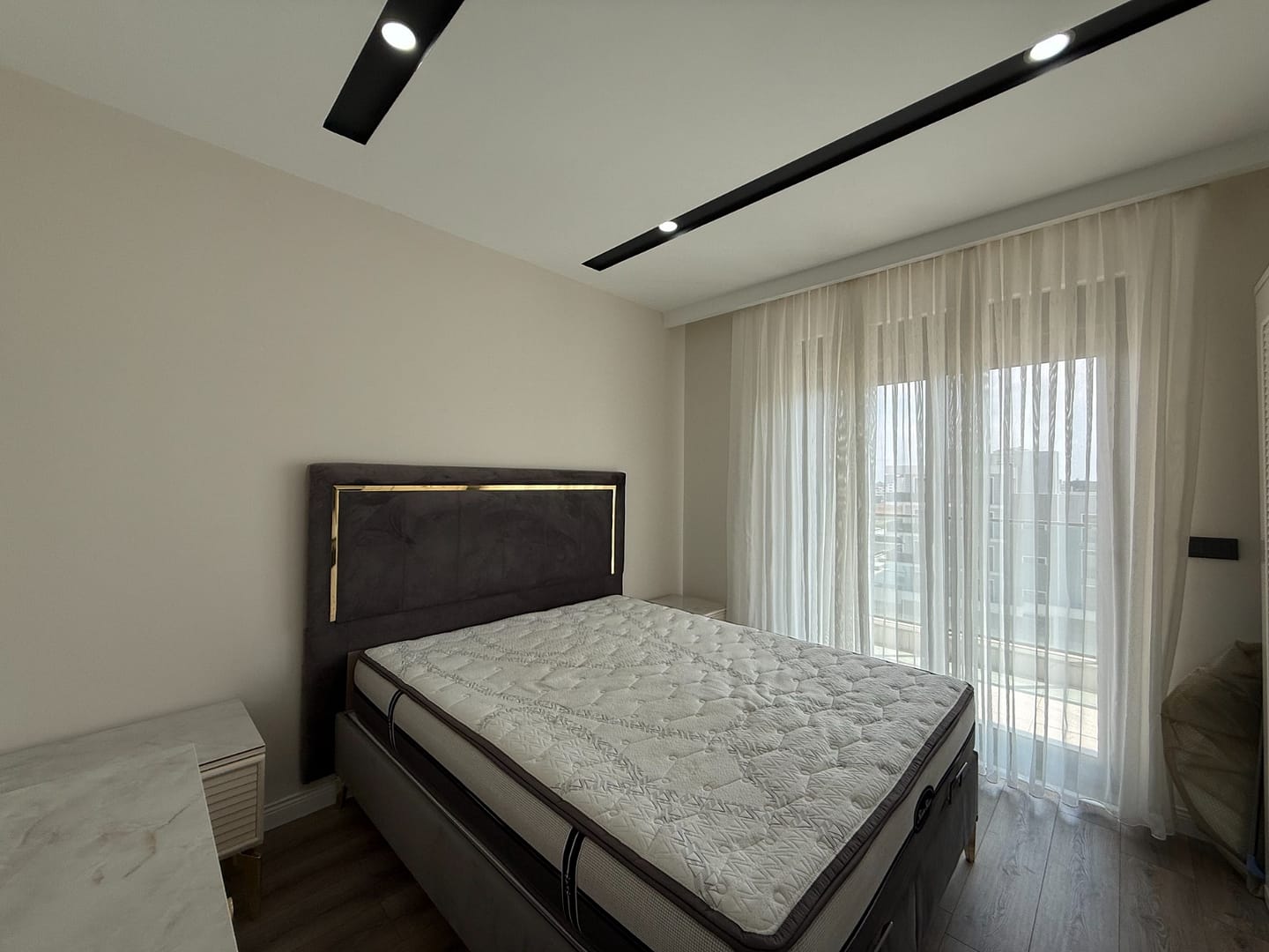 Gold Stone Altıntaş’ta Eşyalı 1+1 Kiralık Daire (18)