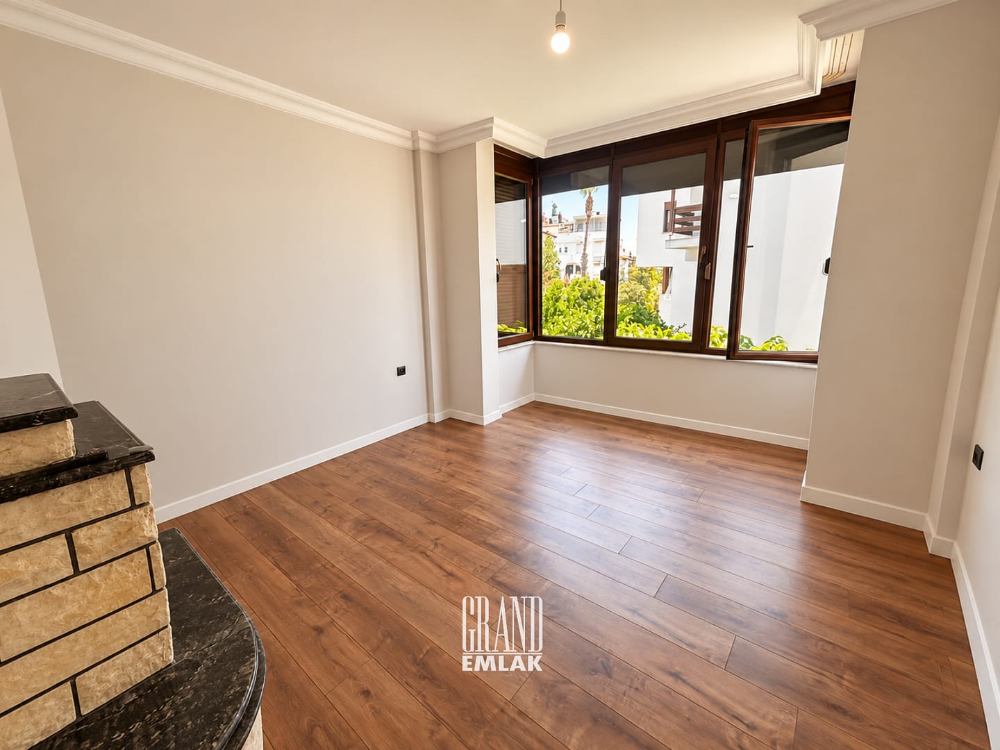 Lara Güzeloba Larakent Sitesi’nde Özel Havuzlu, Deniz Manzaralı Satılık 4+2 Villa (9)