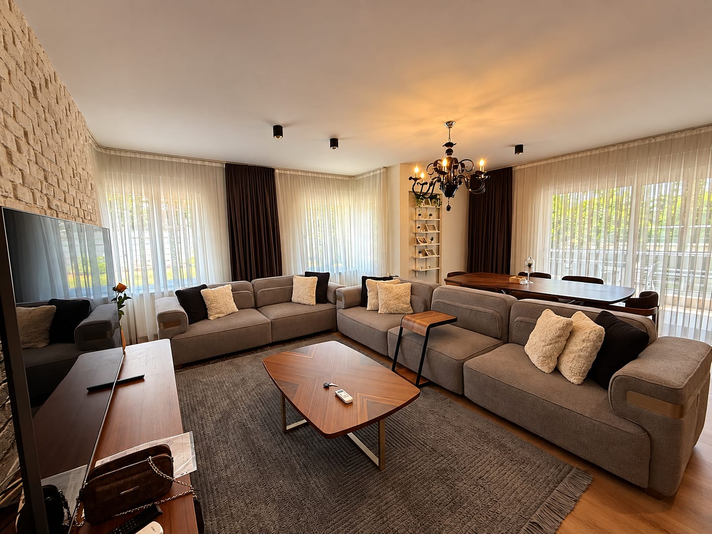 Şirinyalı’da Berker Sitesi’nde Mobilyalı Satılık 2+1 Lüks Daire (10)