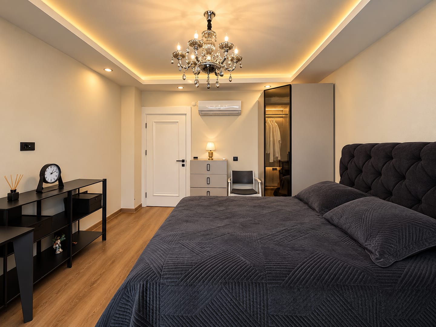 Şirinyalı’da Berker Sitesi’nde Mobilyalı Satılık 2+1 Lüks Daire (13)