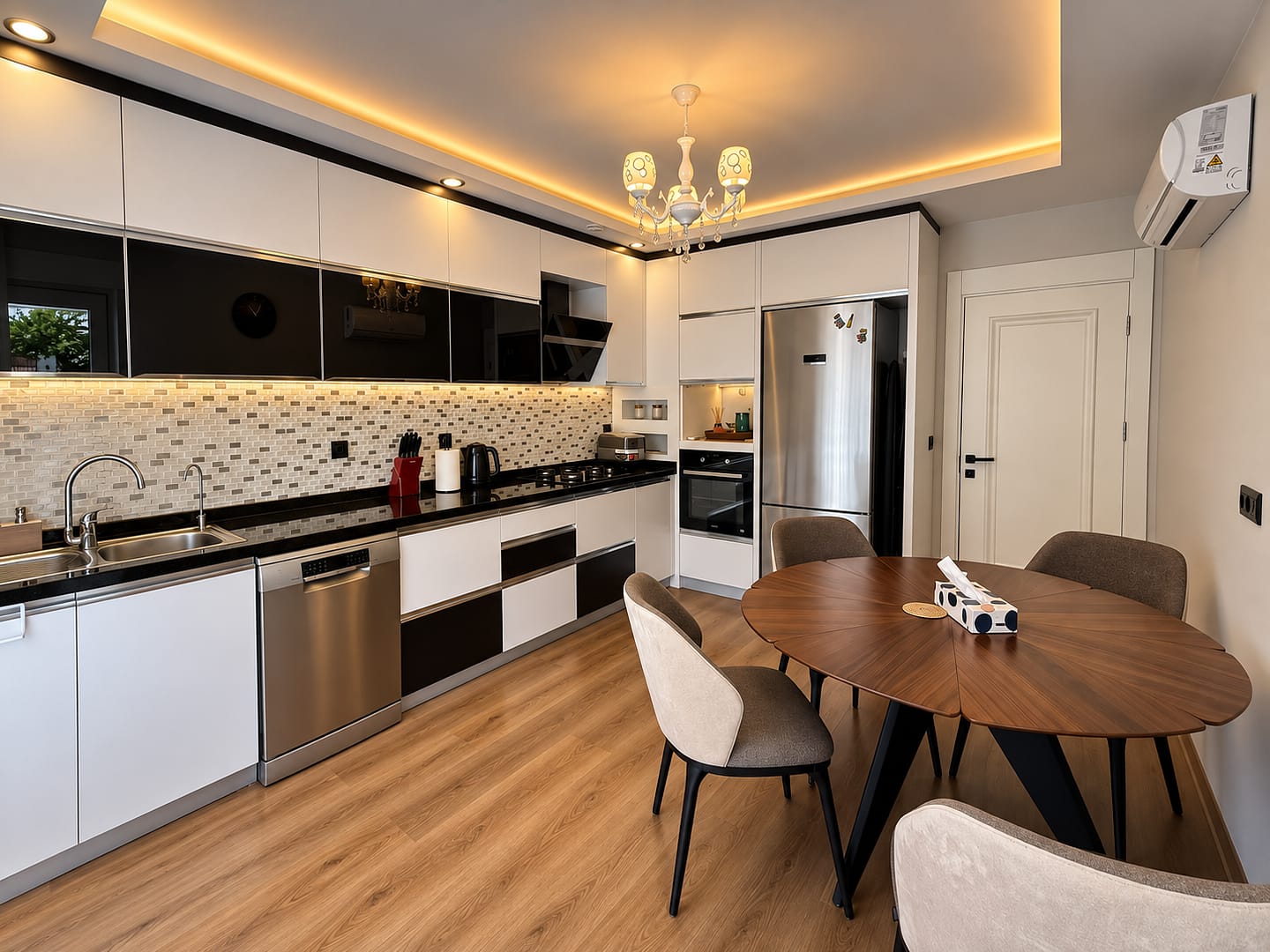 Şirinyalı’da Berker Sitesi’nde Mobilyalı Satılık 2+1 Lüks Daire (16)