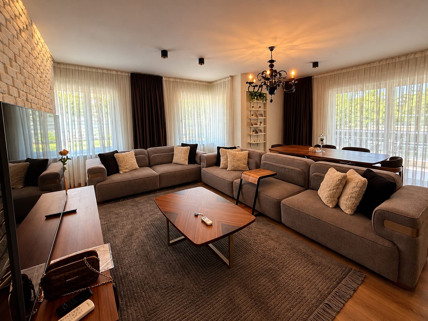 Şirinyalı’da Berker Sitesi’nde Mobilyalı Satılık 2+1 Lüks Daire (6)