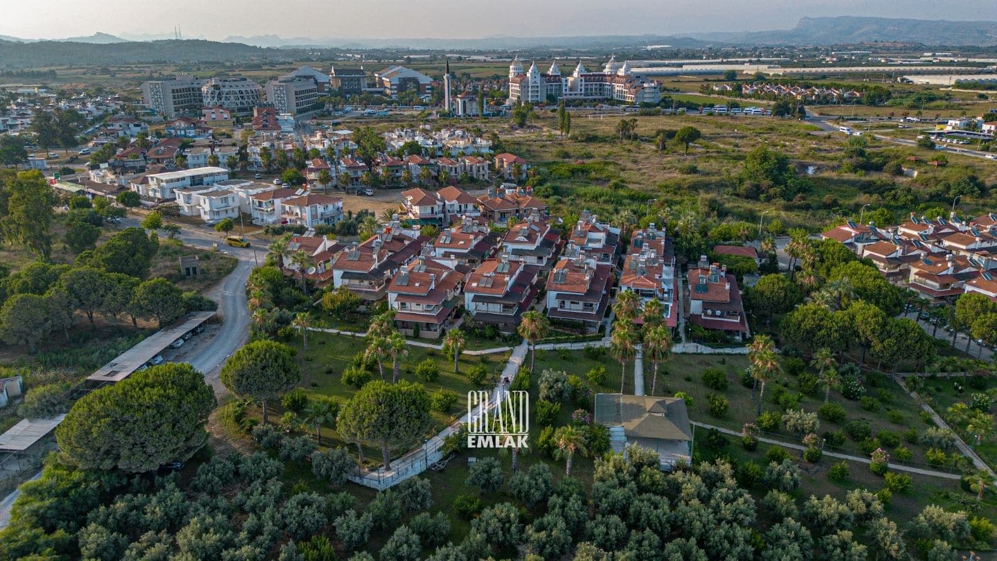 MANAVGAT GÜNDOĞDU’DA DENİZ MANZARALI HARİKA KONUMLU SATILIK VİLLA (12)