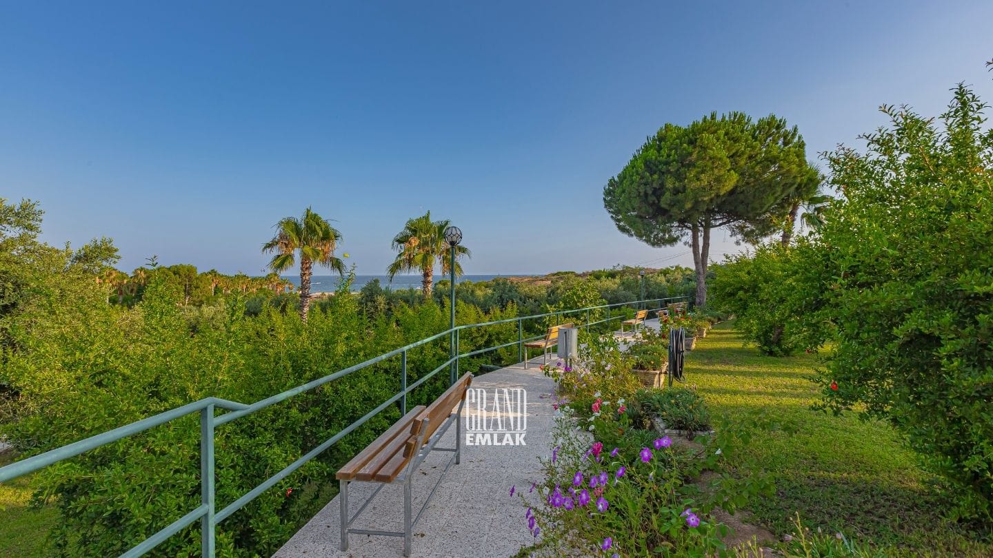 MANAVGAT GÜNDOĞDU’DA DENİZ MANZARALI HARİKA KONUMLU SATILIK VİLLA (20)