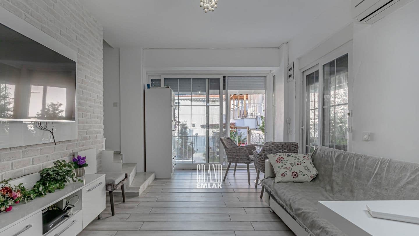 MANAVGAT GÜNDOĞDU’DA DENİZ MANZARALI HARİKA KONUMLU SATILIK VİLLA (33)