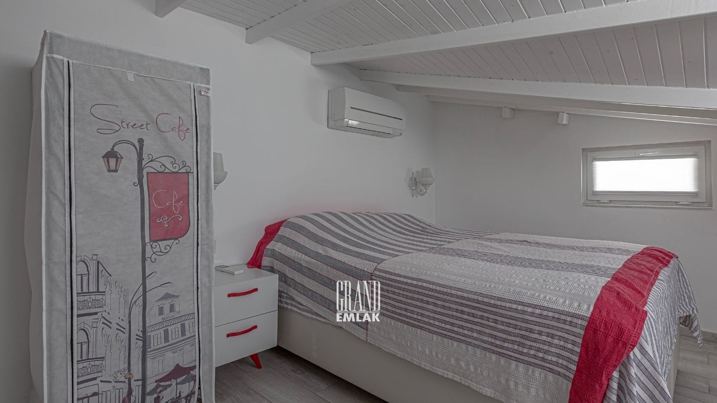 MANAVGAT GÜNDOĞDU’DA DENİZ MANZARALI HARİKA KONUMLU SATILIK VİLLA (40)