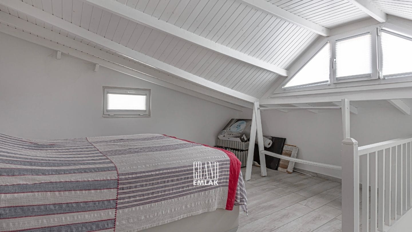 MANAVGAT GÜNDOĞDU’DA DENİZ MANZARALI HARİKA KONUMLU SATILIK VİLLA (42)