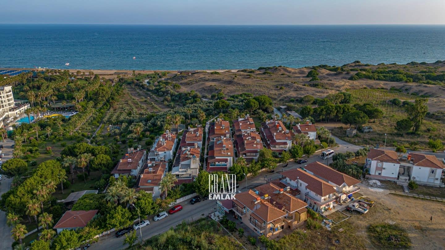 MANAVGAT GÜNDOĞDU’DA DENİZ MANZARALI HARİKA KONUMLU SATILIK VİLLA (7)