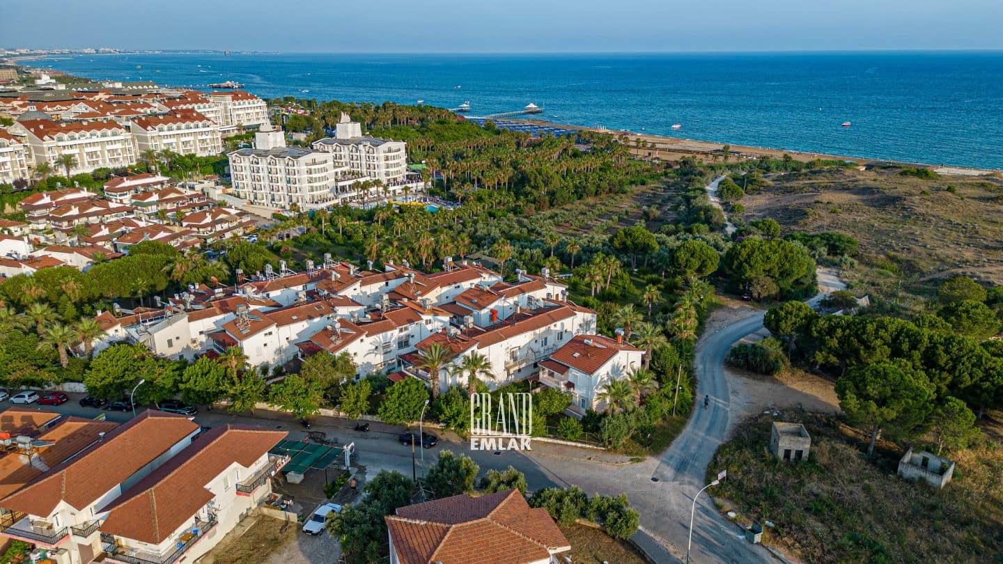 MANAVGAT GÜNDOĞDU’DA DENİZ MANZARALI HARİKA KONUMLU SATILIK VİLLA (9)