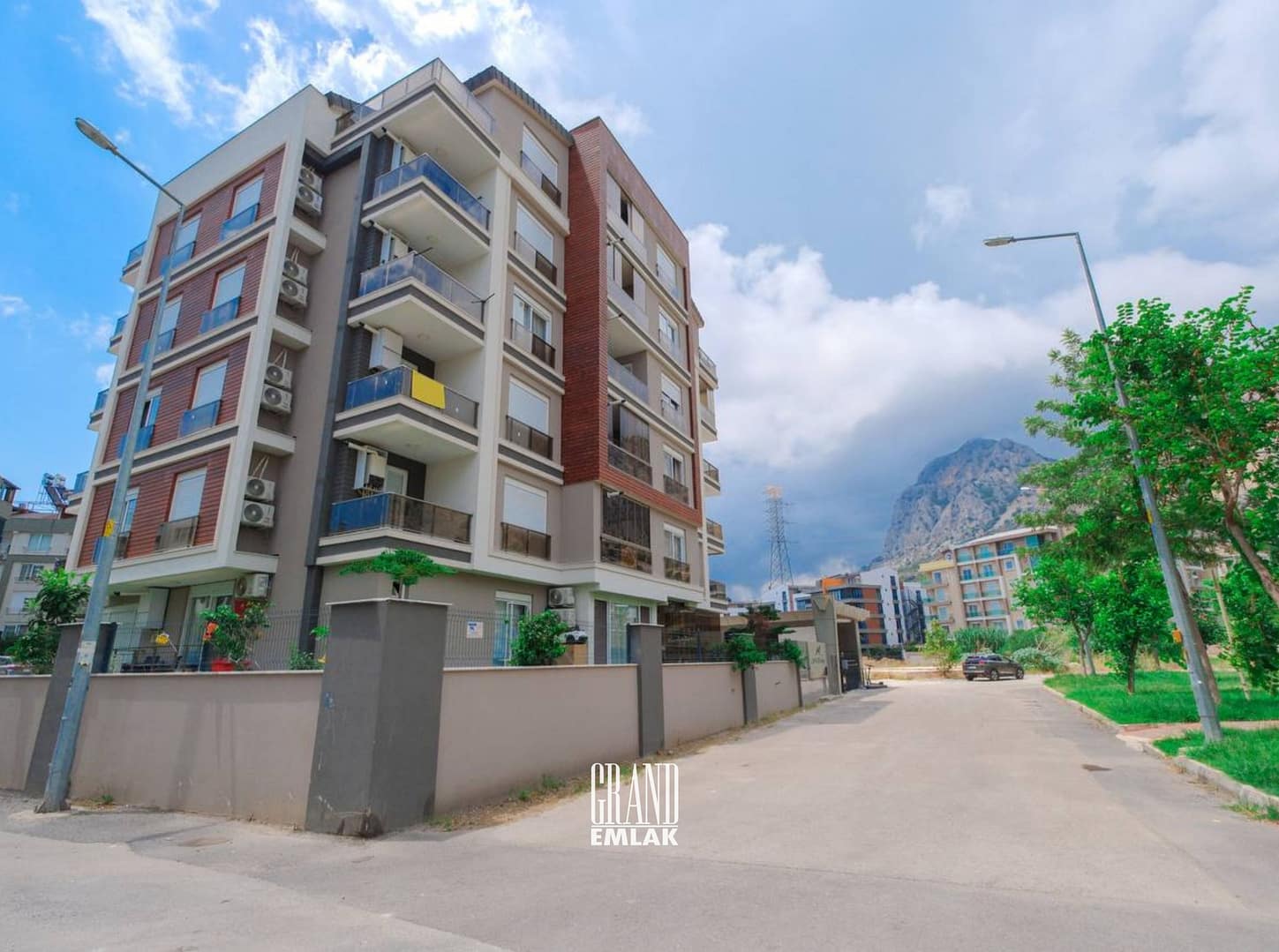 LİPARİS 1+1 HURMA (18)